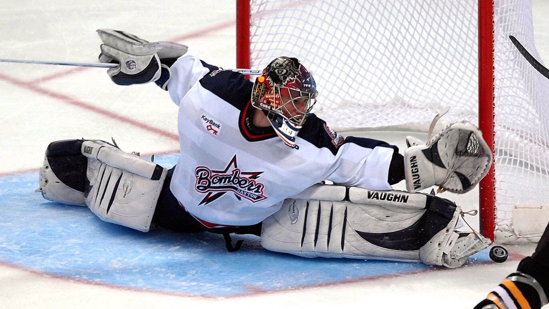 半岛体育入口-法兰克福足球俱乐部