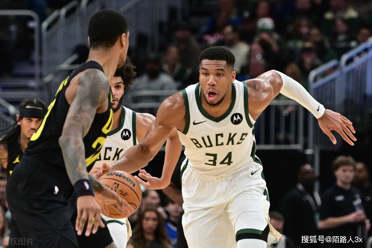 今日雄鹿对爵士比赛回放